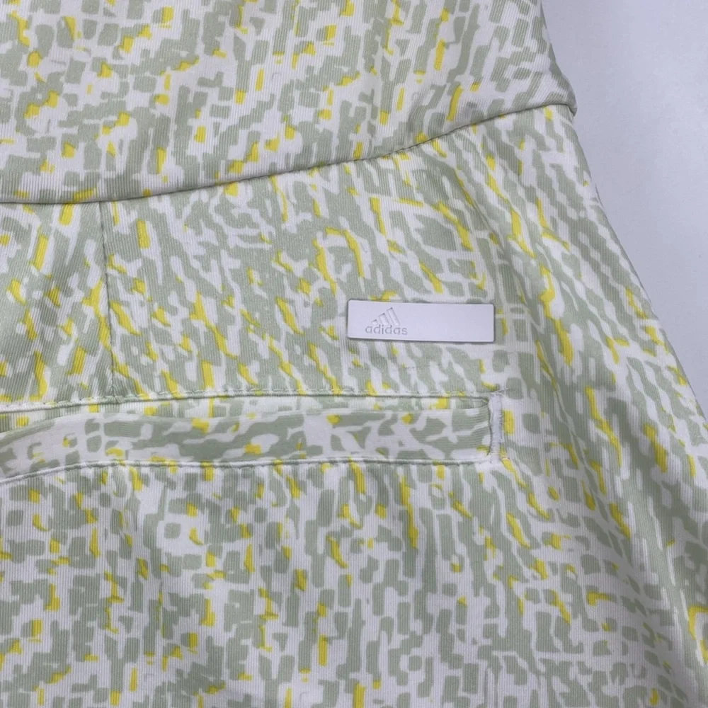 Adidas 6MO Golf Skirt Skort Womens Sz Small Green Yellow Stretch Athletic Active